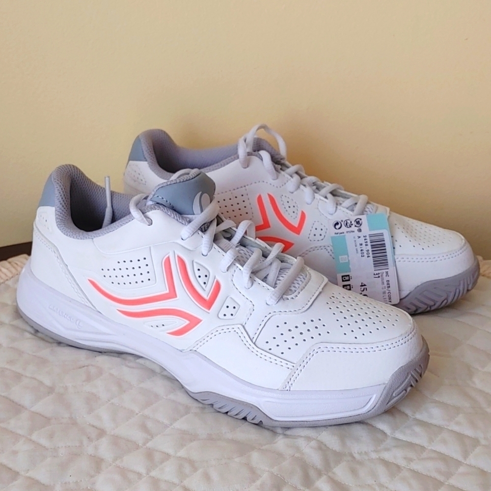 Artengo Running shoes‎ size 6.5